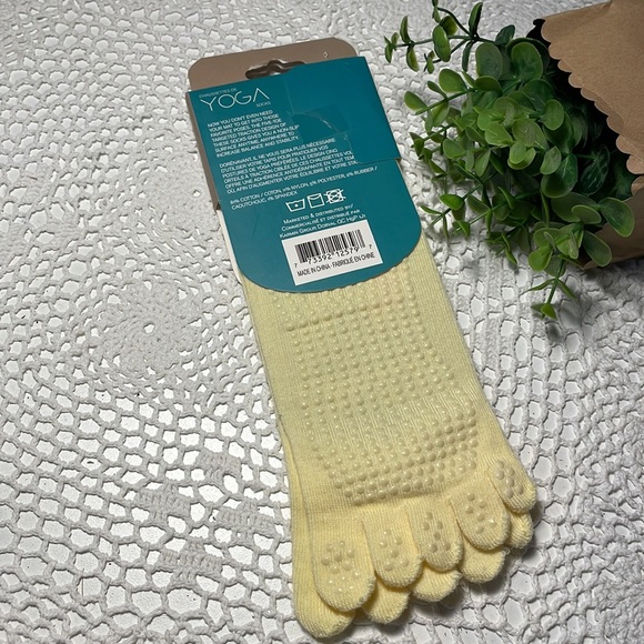 YOGA 🧘 socks NEW! - Picture 2 of 4